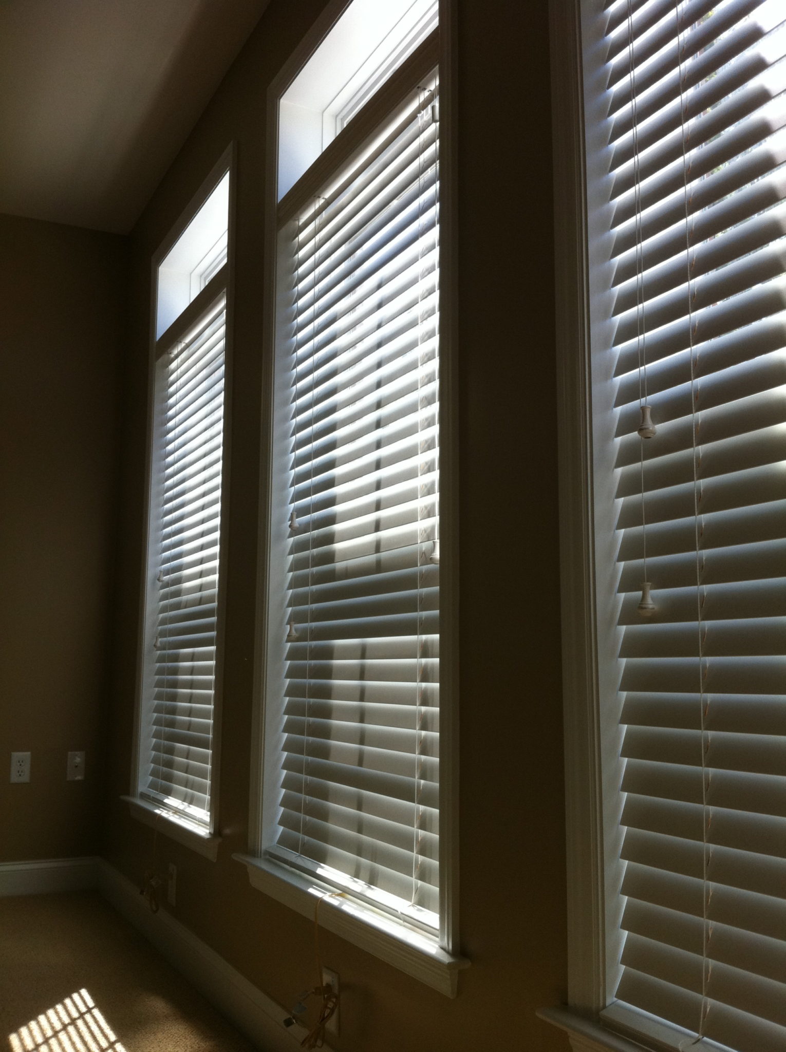 What are the benefits of wooden blinds