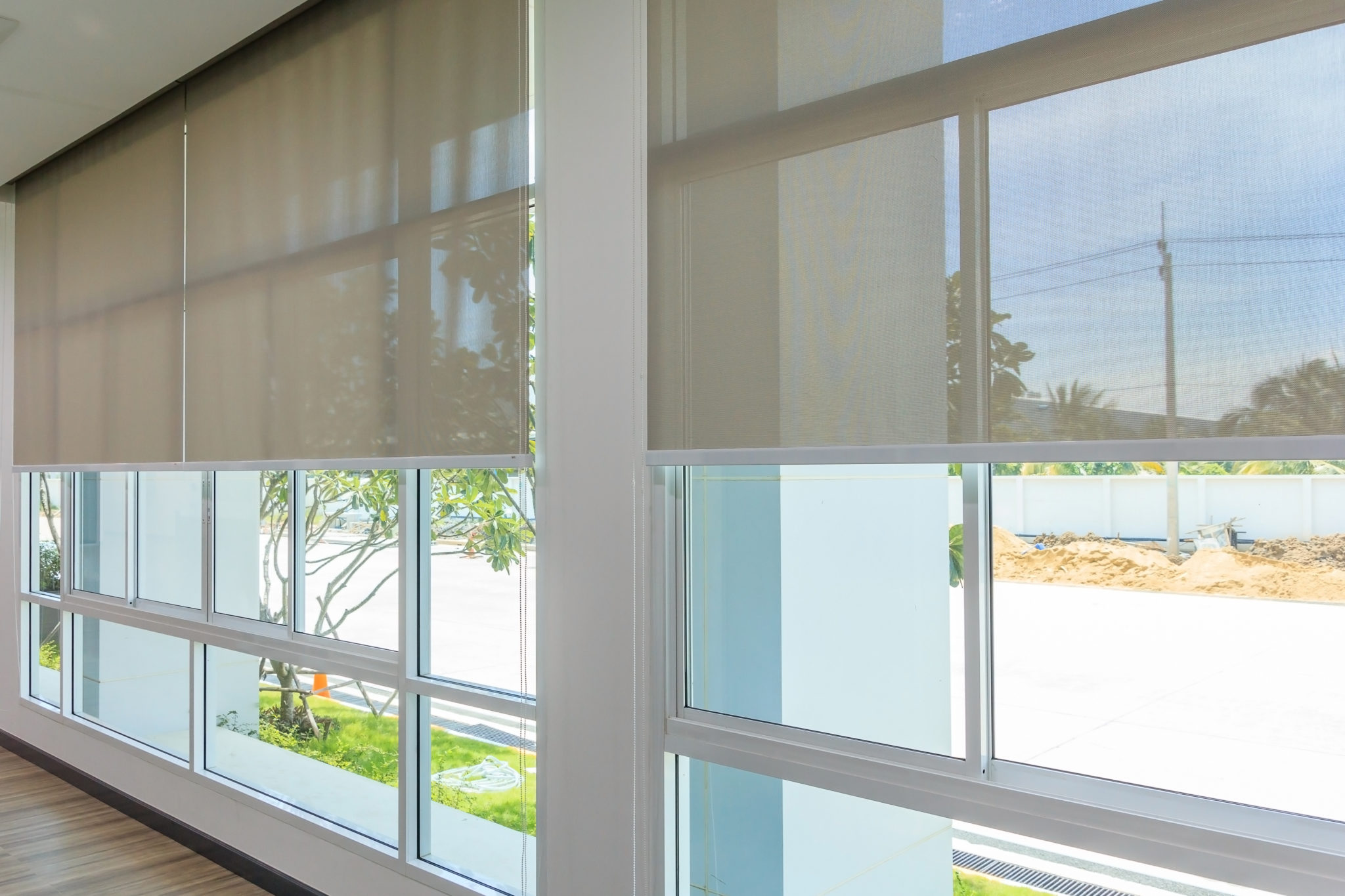 5 Motorized Blinds to Consider Adding to Your Home