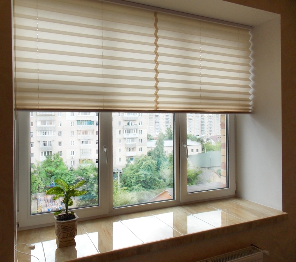 How Do Honeycomb Shades Keep Heat Out?