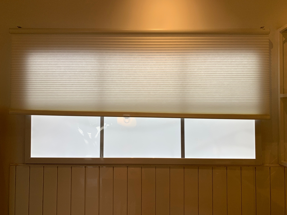 Beating the Summer Heat: Why Honeycomb Cellular Shades Are Your Best Defense